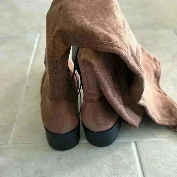 Low Heel Over the Knee Boots - Picture 5 of 6